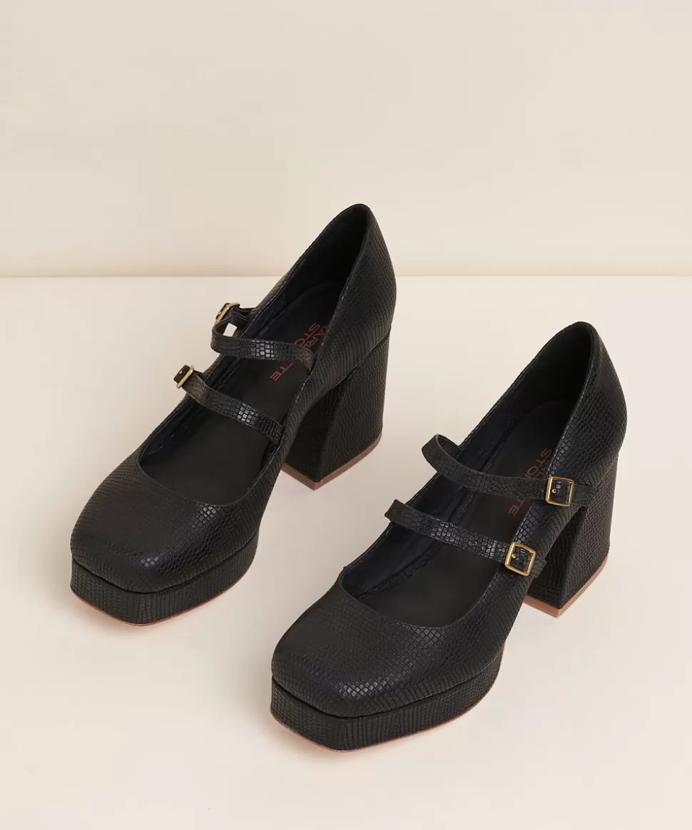 bizzy_in_black_2-1.webp Hot Charlotte Stone Bizzy In Black